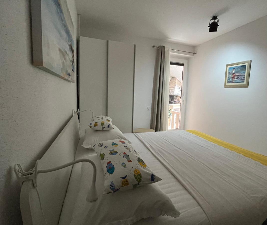 Apartment Get Supetar Ngoại thất bức ảnh